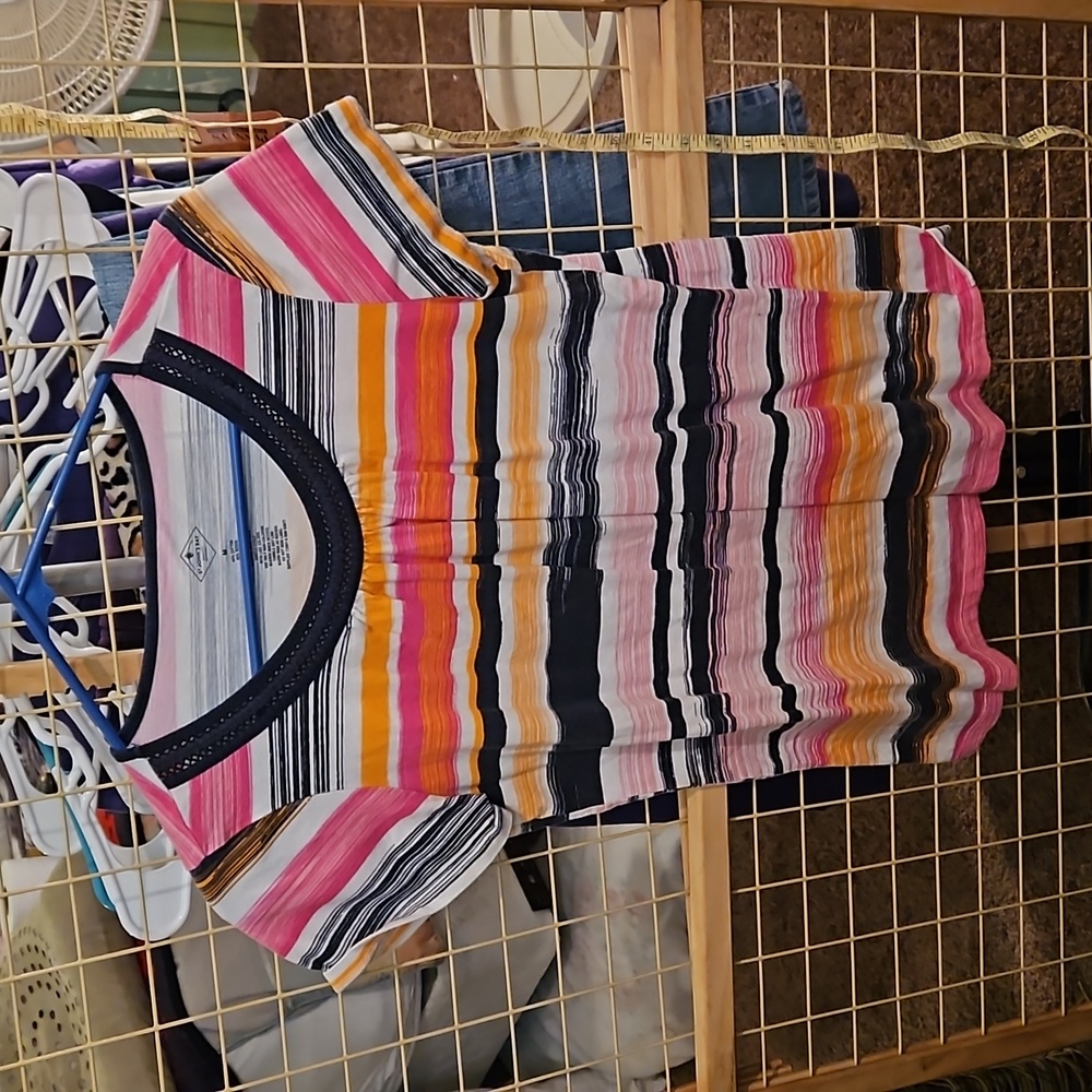 Pre loved like new from mom's closet only worn 1 time St John's Bay top size med
